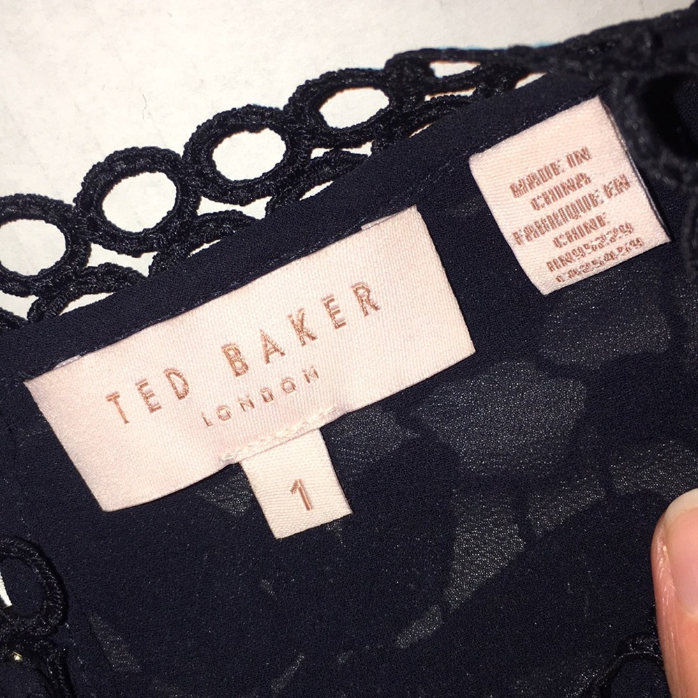 Ted Baker London Dark navy Lace Flutter Sleeve Blouse Size 1 (US XS/S) - Picture 6 of 10